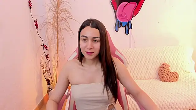 Snapshot of EmmaMyers1 chatting on 11/09/25, 12:09 EmmaMyers1 online show from 11/09/25, 12:09