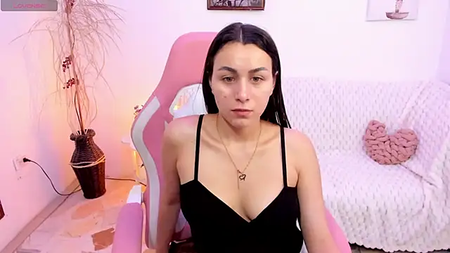 EmmaMyers1 online show from 05/05/26, 08:50