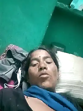 Snapshot of Hot_hasji38 chatting on 10/16/25, 04:19 Hot hasji38 online show from 10/16/25, 04:19