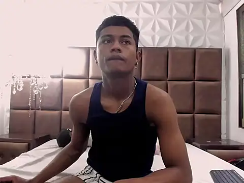 MorenitoDigno online show from 10/23/25, 07:01