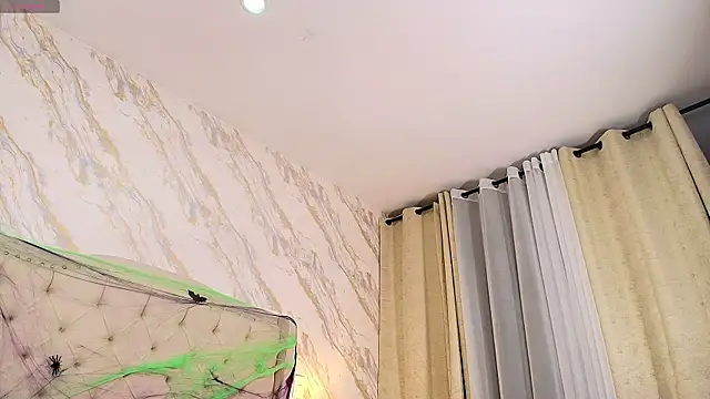 shanell-hott online show from 11/01/25, 04:14