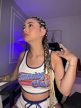 HoneyMollyX online show from 11/23/25, 01:00