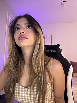 HoneyMollyX online show from 02/08/26, 01:03