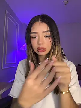 HoneyMollyX online show from 04/16/26, 01:01