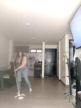 you yuyuu online show from 10/17/25, 04:09