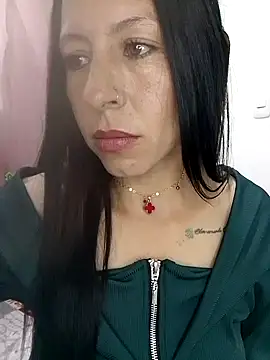 Snapshot of you_yuyuu chatting on 11/09/25, 08:07 you yuyuu online show from 11/09/25, 08:07