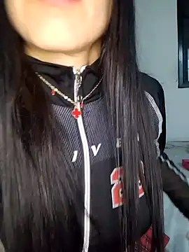 Snapshot of you_yuyuu chatting on 12/04/25, 12:09 you yuyuu online show from 12/04/25, 12:09