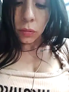 Snapshot of you_yuyuu chatting on 04/14/26, 02:34 you yuyuu online show from 04/14/26, 02:34