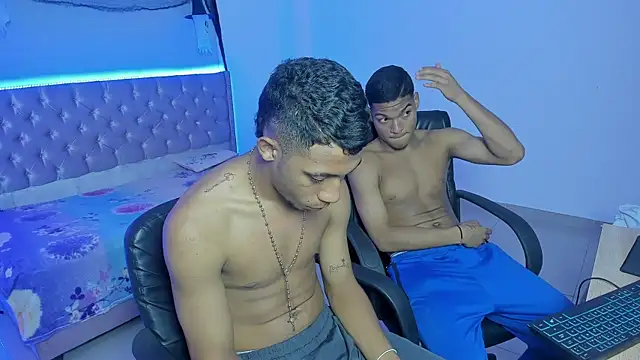 isaac master77 online show from 11/18/25, 03:23