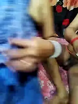 Snapshot of modhu82 chatting on 11/17/25, 07:19 modhu82 online show from 11/17/25, 07:19