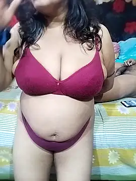 Snapshot of modhu82 chatting on 03/15/26, 06:58 modhu82 online show from 03/15/26, 06:58