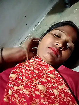 Hot hat online show from 10/18/25, 02:40