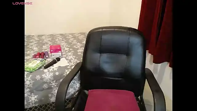 Snapshot of Maria_stella chatting on 05/19/26, 03:51 Maria stella online show from 05/19/26, 03:51