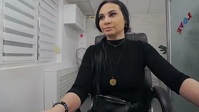 YaraXCox online show from 02/18/26, 04:08