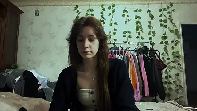 Snapshot of WildPeachh chatting on 11/25/25, 09:15 WildPeachh online show from 11/25/25, 09:15