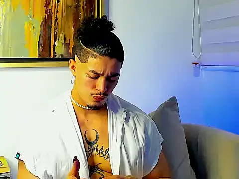 Snapshot of jasson_rodriguez69 chatting on 10/25/25, 03:47 jasson rodriguez69 online show from 10/25/25, 03:47