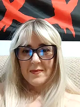 Amelialove42 online show from 12/13/25, 07:53