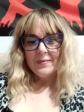 Snapshot of Amelialove42 chatting on 03/11/26, 12:55 Amelialove42 online show from 03/11/26, 12:55