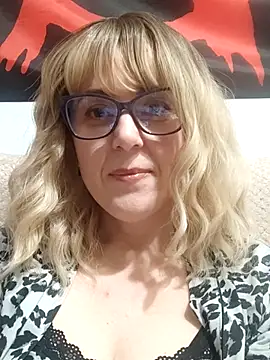 Snapshot of Amelialove42 chatting on 03/14/26, 08:58 Amelialove42 online show from 03/14/26, 08:58