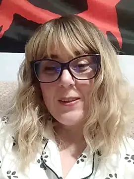 Snapshot of Amelialove42 chatting on 03/18/26, 07:17 Amelialove42 online show from 03/18/26, 07:17