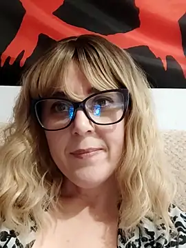 Snapshot of Amelialove42 chatting on 03/24/26, 07:41 Amelialove42 online show from 03/24/26, 07:41