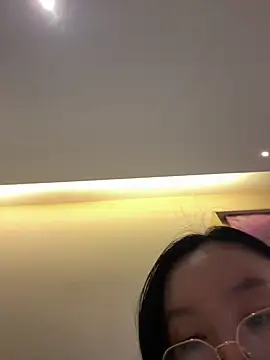 Snapshot of Winona88 chatting on 03/21/26, 08:19 Winona88 online show from 03/21/26, 08:19