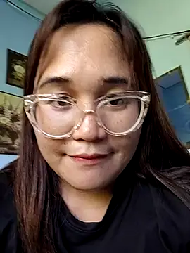 Snapshot of PussyCherry chatting on 10/12/25, 05:17 PussyCherry online show from 10/12/25, 05:17