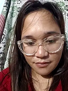 Snapshot of PussyCherry chatting on 10/28/25, 11:40 PussyCherry online show from 10/28/25, 11:40