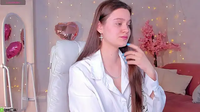 Snapshot of Renesmy_Black chatting on 02/12/26, 11:44 Renesmy Black online show from 02/12/26, 11:44