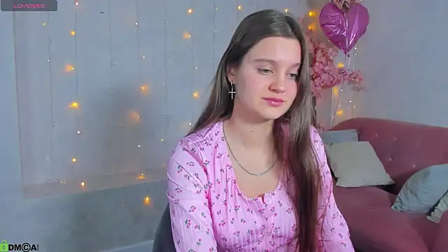 Snapshot of Renesmy_Black chatting on 02/22/26, 11:25 Renesmy Black online show from 02/22/26, 11:25