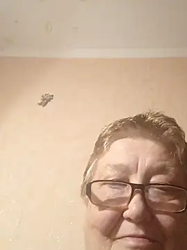 Snapshot of Katherine735 chatting on 03/06/26, 10:28 Katherine735 online show from 03/06/26, 10:28