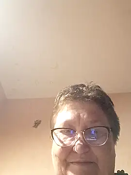 Snapshot of Katherine735 chatting on 03/29/26, 07:58 Katherine735 online show from 03/29/26, 07:58