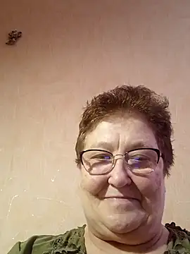 Snapshot of Katherine735 chatting on 04/02/26, 09:51 Katherine735 online show from 04/02/26, 09:51