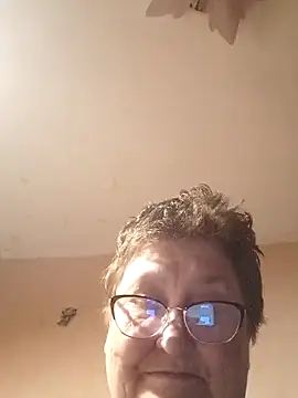 Snapshot of Katherine735 chatting on 04/06/26, 07:26 Katherine735 online show from 04/06/26, 07:26