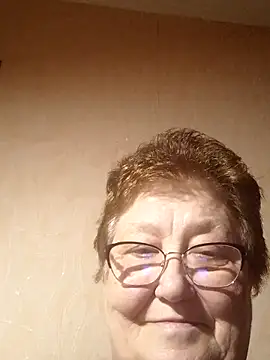 Snapshot of Katherine735 chatting on 04/19/26, 08:44 Katherine735 online show from 04/19/26, 08:44