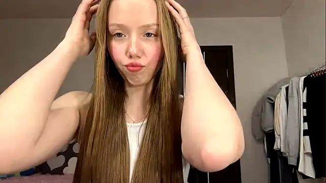 AntoniaMoravick online show from 10/15/25, 07:14