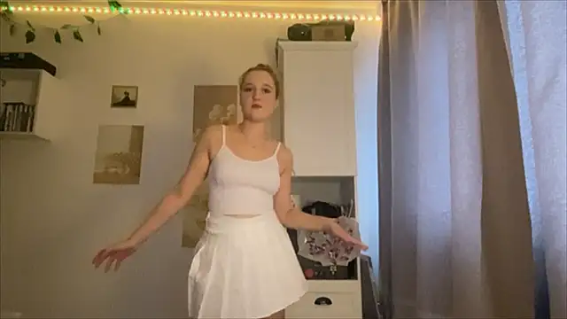 PettyKyper online show from 10/17/25, 01:46