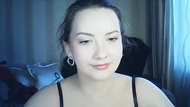 Snapshot of MoodieMira chatting on 04/03/26, 03:54 MoodieMira online show from 04/03/26, 03:54