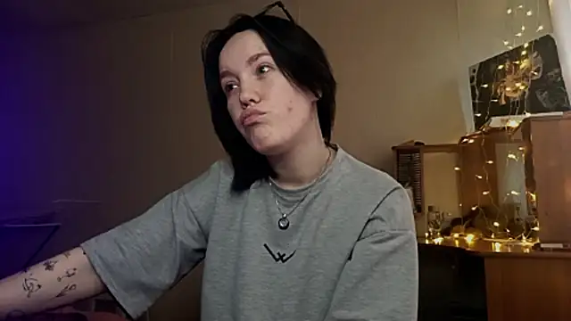 Snapshot of JennyRass chatting on 12/05/25, 08:23 JennyRass online show from 12/05/25, 08:23