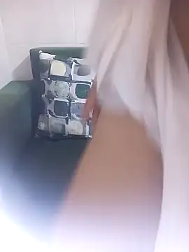 Snapshot of FATIFATIMOROC chatting on 11/06/25, 09:48 FATIFATIMOROC online show from 11/06/25, 09:48