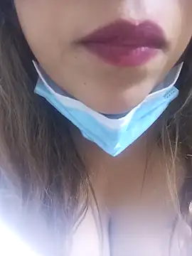 Snapshot of FATIFATIMOROC chatting on 11/25/25, 10:15 FATIFATIMOROC online show from 11/25/25, 10:15