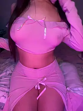 Snapshot of cat-ya chatting on 12/02/25, 12:38 cat-ya online show from 12/02/25, 12:38