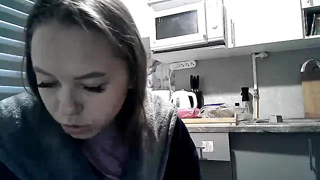 Ladikisss 20 online show from 10/14/25, 04:13