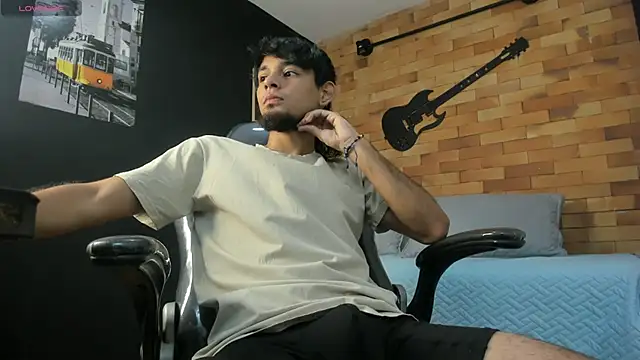 Snapshot of Kail_nil chatting on 11/14/25, 03:16 Kail nil online show from 11/14/25, 03:16