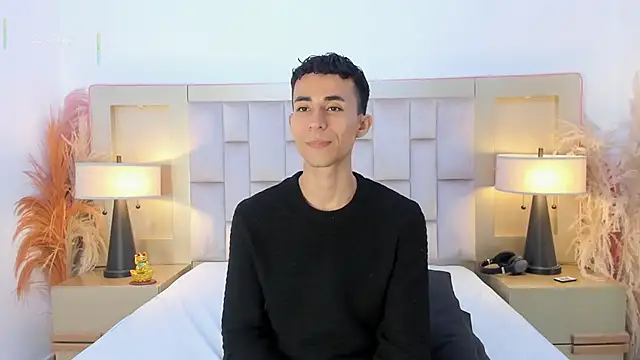 Snapshot of Zahir_Ashar chatting on 04/18/26, 07:07 Zahir Ashar online show from 04/18/26, 07:07