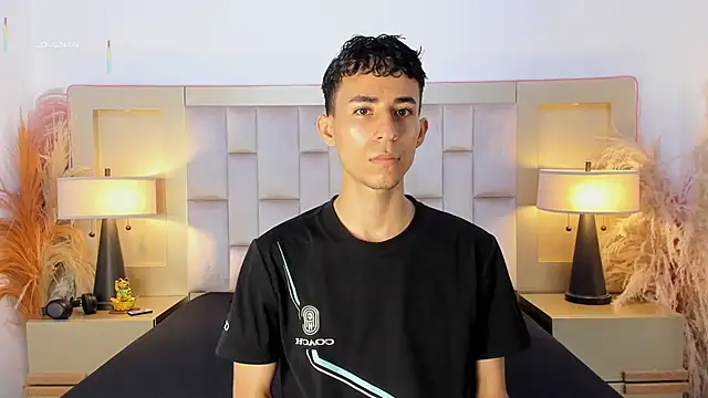 Snapshot of Zahir_Ashar chatting on 04/21/26, 11:38 Zahir Ashar online show from 04/21/26, 11:38