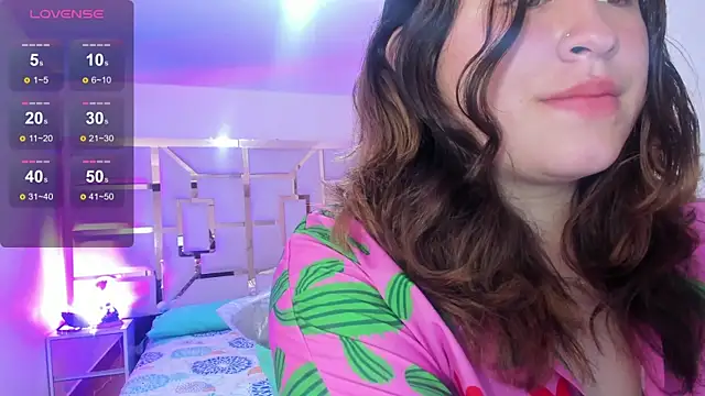 azul vera online show from 10/11/25, 01:53