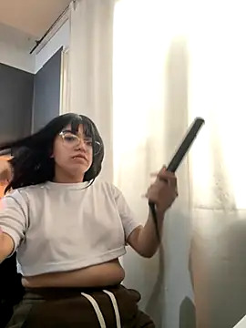 angie rousse  online show from 11/25/25, 05:46