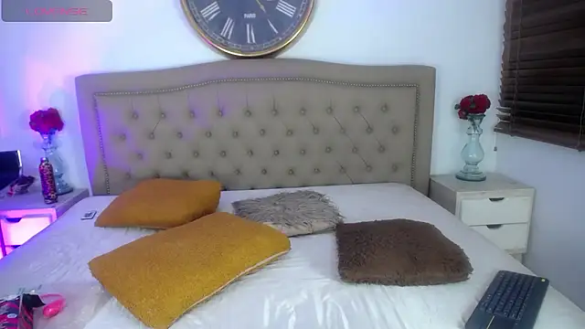 Adara Ferrara online show from 02/02/26, 04:11