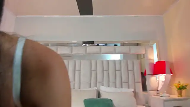 Snapshot of samantha_jones11 chatting on 11/04/25, 02:49 samantha jones11 online show from 11/04/25, 02:49